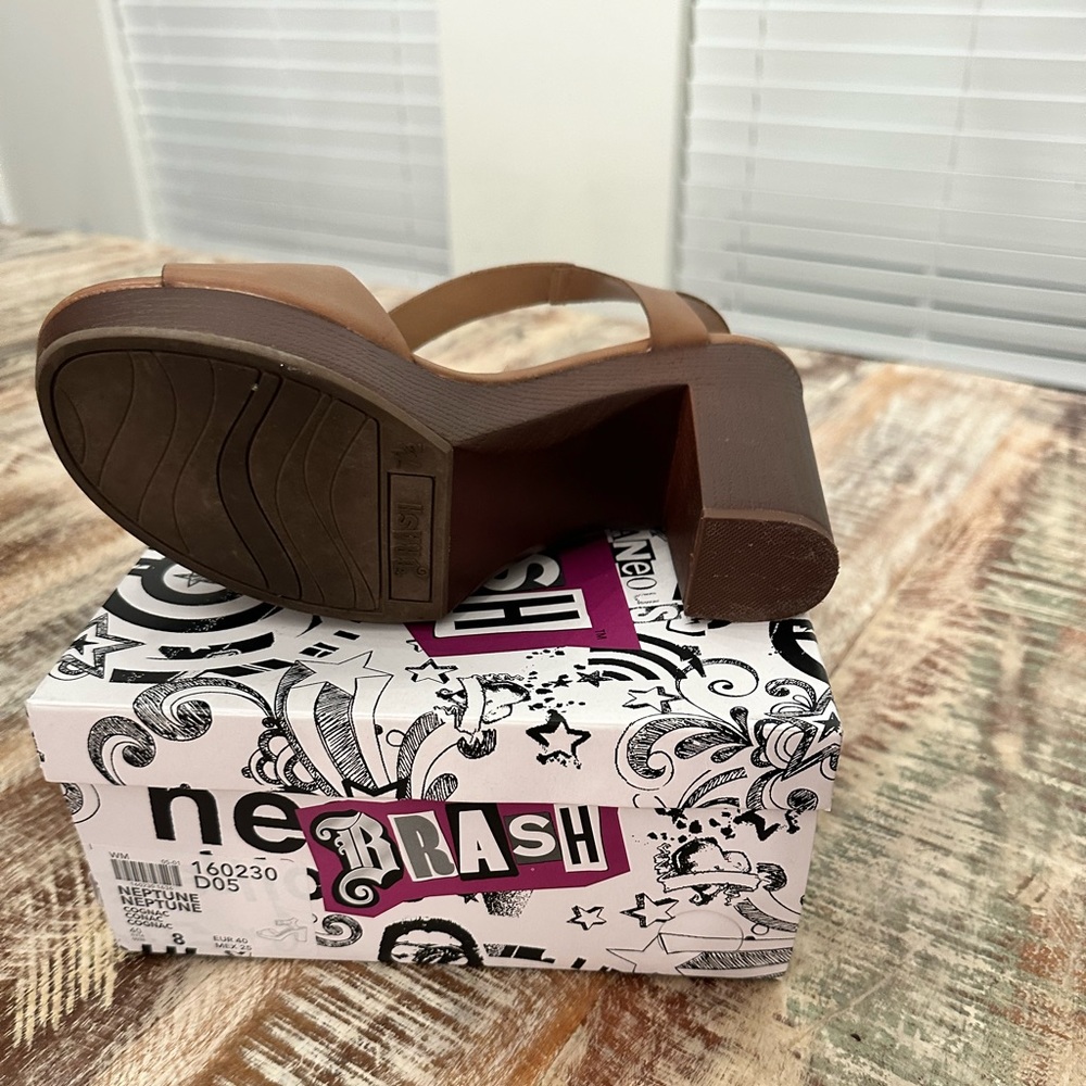 Brash Shoes - Picture 2 of 2